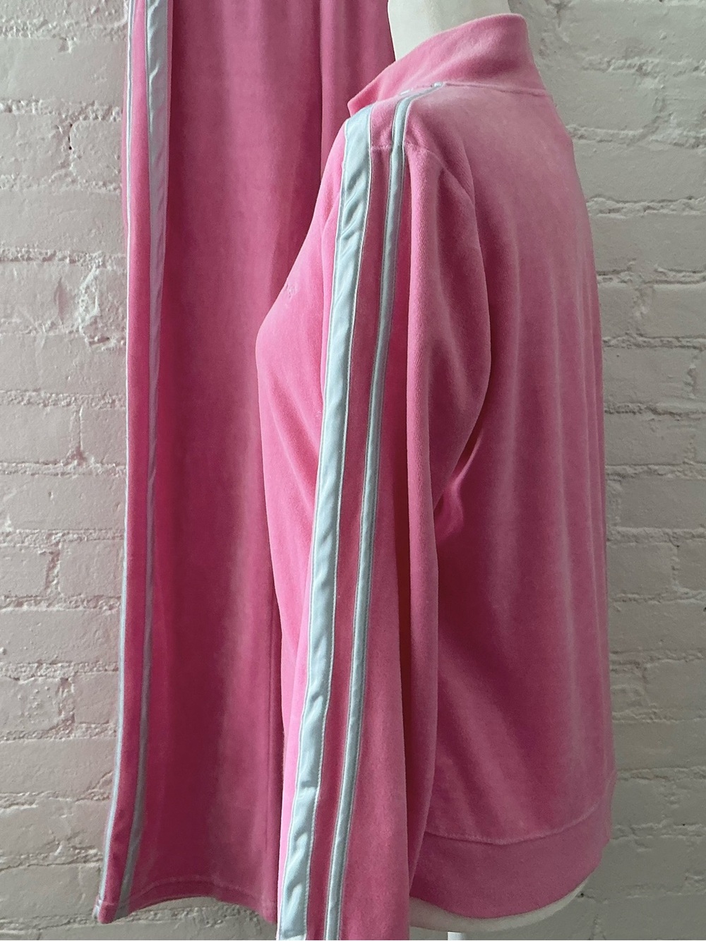 Mary Kay 2 Piece Avia Activewear Pink Velour Co-Ord Track Suit Size M Rare VTG - Picture 7 of 16